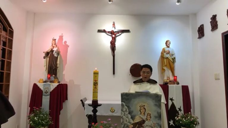 Đức Maria, nữ trinh luôn lắng nghe
