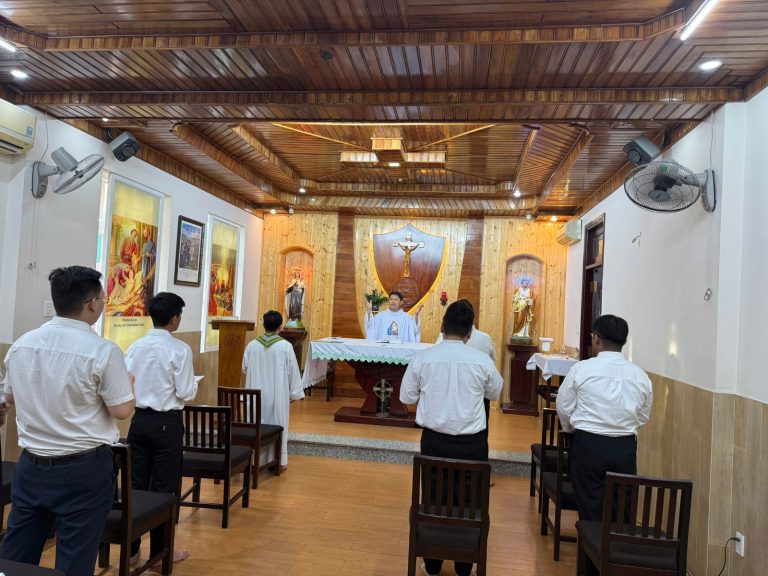 Chút tâm tình cho ngày “COME AND SEE” 2026